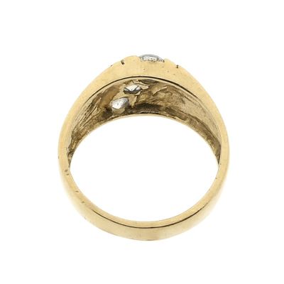 Two-tone gold ring with diamonds; 0.90 ct. Image 2 of Two-tone gold ring with diamonds; 0.90 ct.