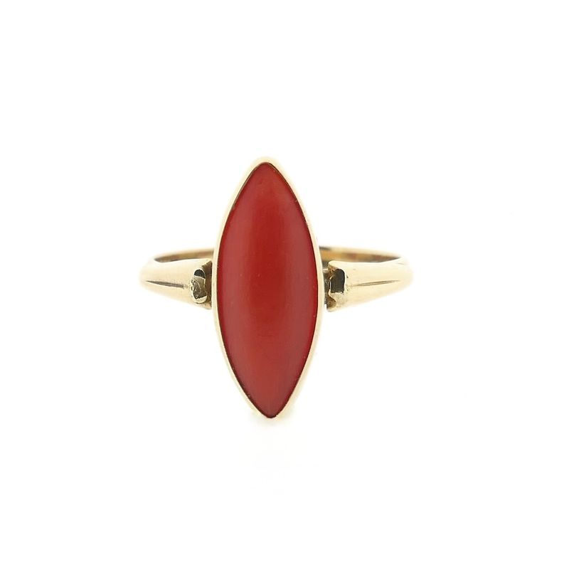 Image 3 of Vintage gold ring with red coral.