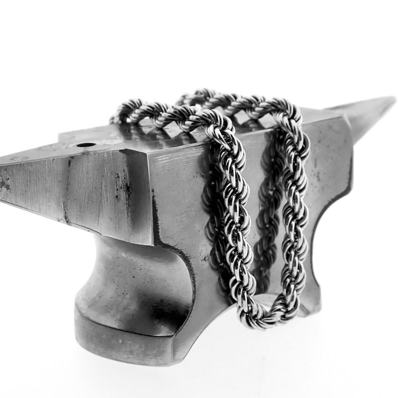 Image 2 of Silver twisted link bracelet | 19 cm