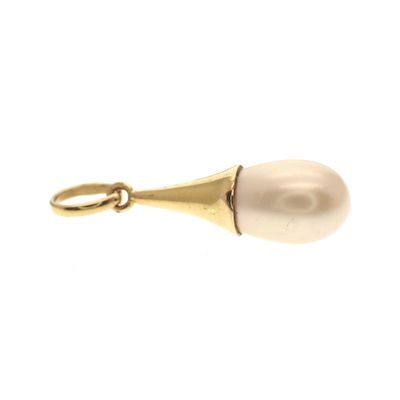 Image 2 of Gold solitaire pendant with artificial pearl