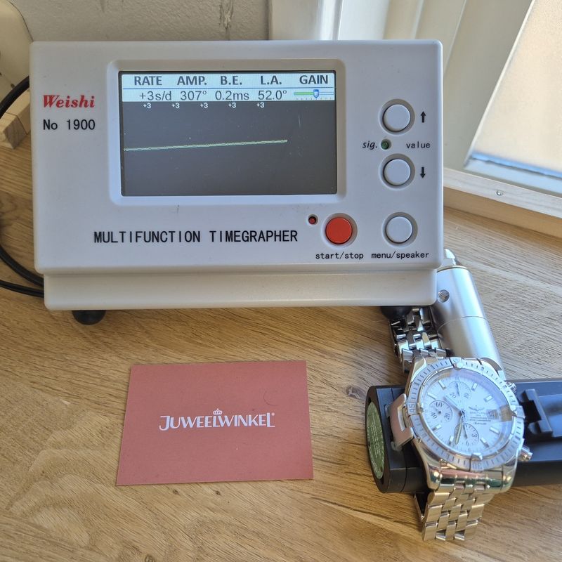 Image 21 of Breitling Chronomat Evolution 'White' A13356; Chronograph men's watch