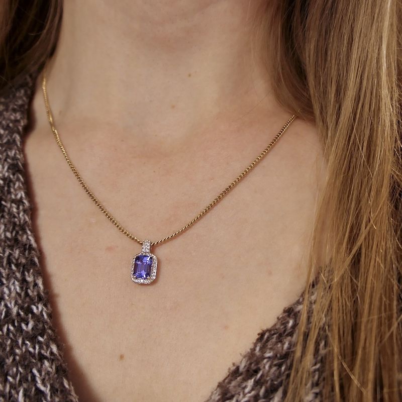 Image 6 of Gold pendant set with tourmaline and sapphire