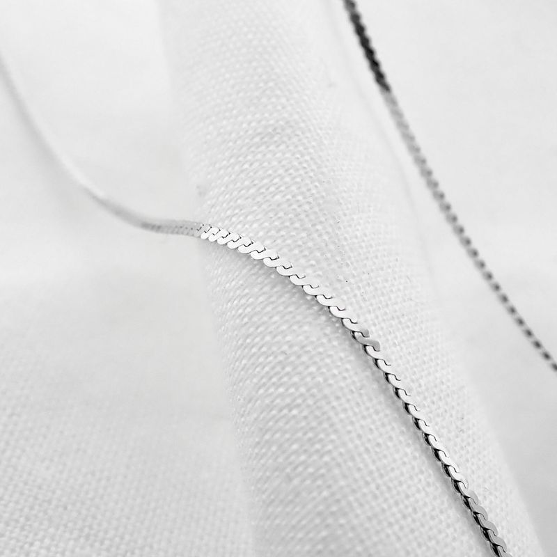 Image 4 of Thin white gold S-link necklace | 42 cm