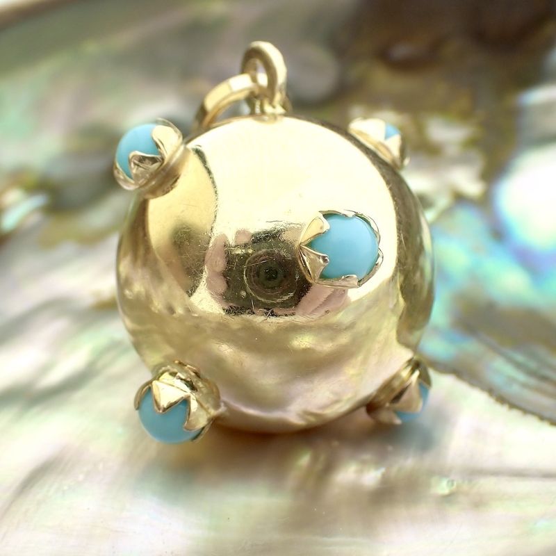 Image 2 of 18 carat gold Sputnik pendant with turquoise