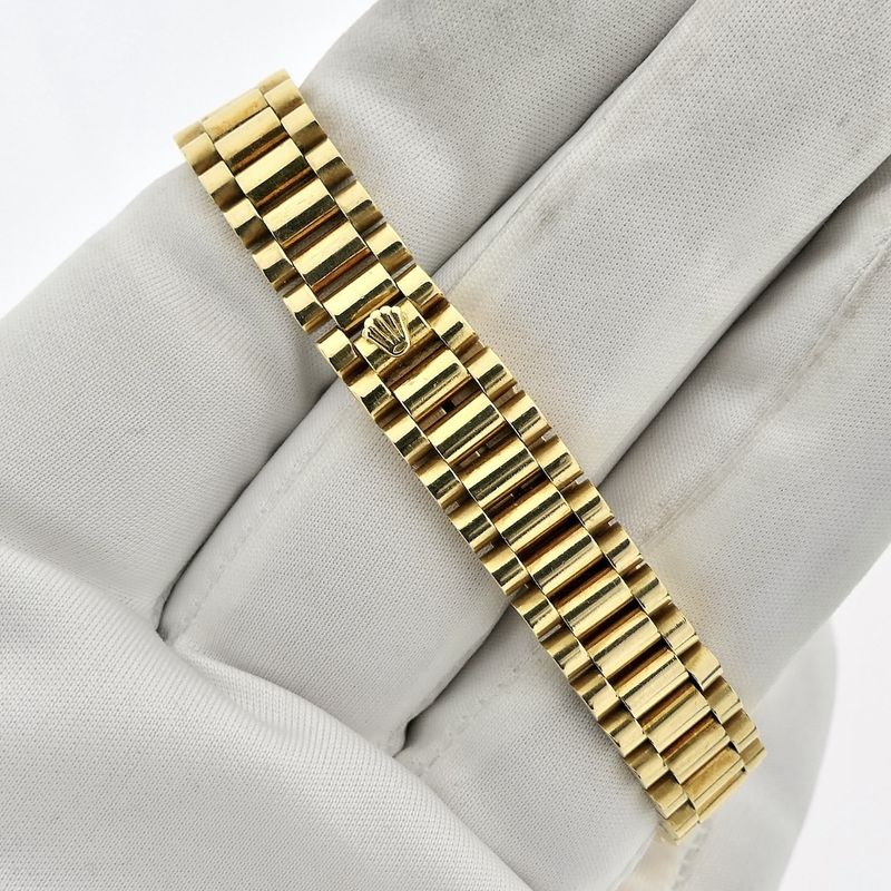 Image 10 of Rolex Datejust 26mm 69178; 18k gold women's watch with diamonds and rubies