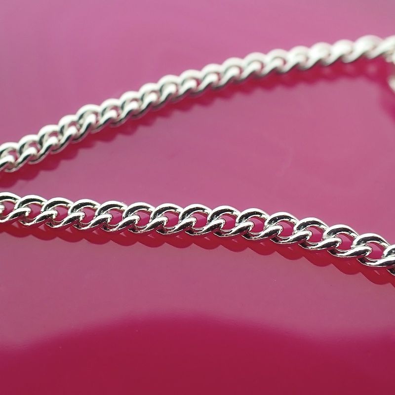 Image 4 of Silver children's link bracelet with engraving plate