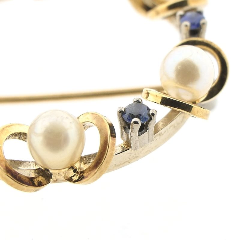 Image 5 of Vintage gold brooch with sapphire and pearls
