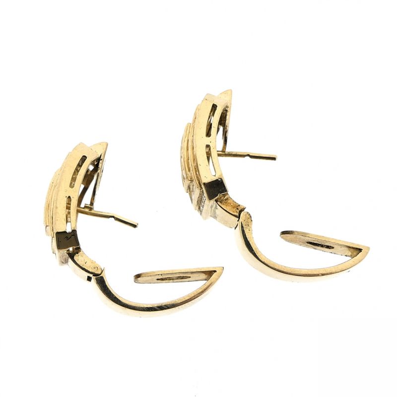 Image 7 of Gold stud earrings with diamonds; 3.92 ct.