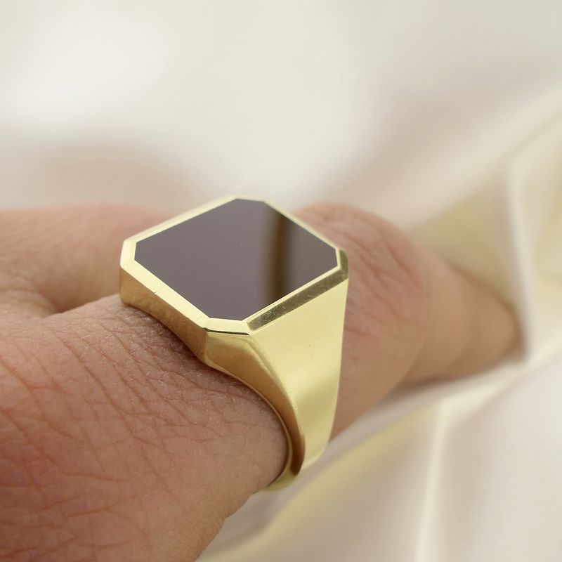 Image 7 of Gold signet ring with carnelian | Men