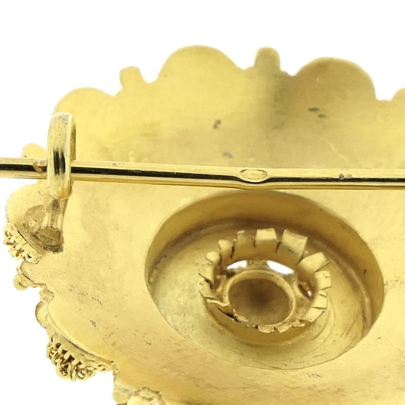 Image 4 of Vintage gold brooch with Zeeland buttons