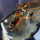 Image 9 of Gold necklace with garnet stones; 43 cm | Uno A Erre