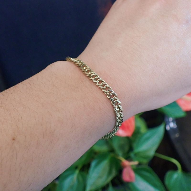 Image 4 of Gold flat gourmet link bracelet | 18.5 cm