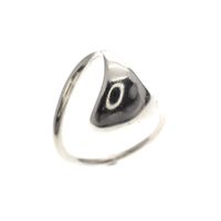 Silver ring with wave design
