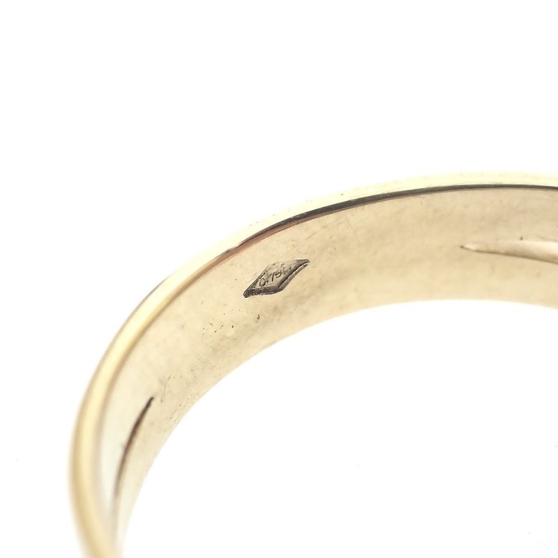 Image 8 of 18K Two-tone gold ring with 0.16 ct diamond