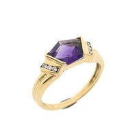 Gold ring with amethyst and diamond | 0.03 ct.