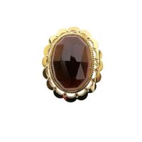 Antique gold brooch/pendant with garnet