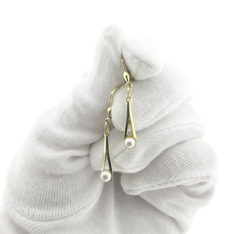 Image 7 of Gold earrings with pearl