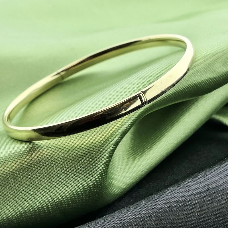 Image 2 of Gold smooth slave bracelet | Ø 63 mm