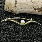 Image 12 of Vintage gold brooch with cultured pearl