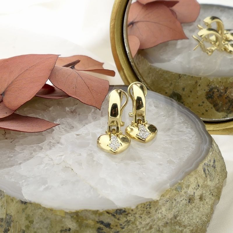 Image 2 of Gold earrings with diamond; 0.24 ct.