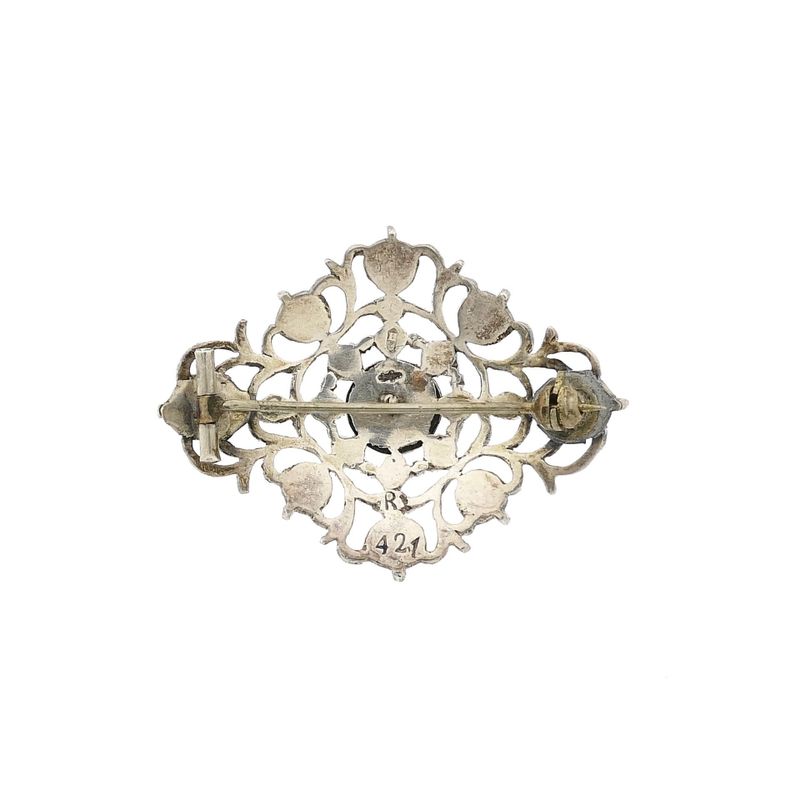 Afbeelding 3 van Zilveren Art-Nouveau broche gezet met roos geslepen diamanten