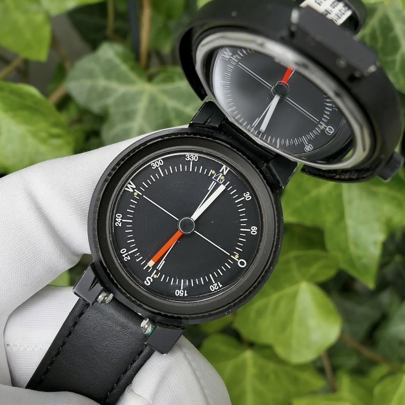 Image 9 of IWC Porsche Design 'Compass' Moonphase IW3551; Automatic men's watch