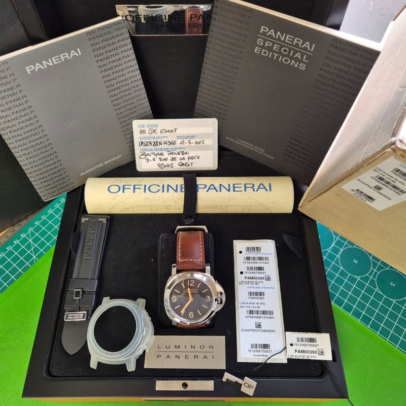 Image 15 of Panerai Luminor Base 44mm PAM00390 Boutique Edition; Men's Watch