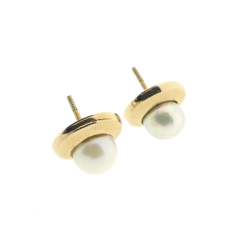 Image 7 of Gold stud earrings with pearl