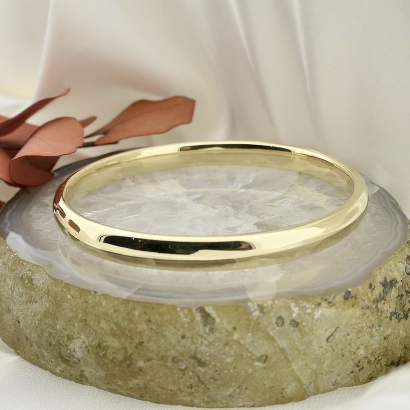 Image 2 of Gold smooth slave bracelet | Ø 60 mm