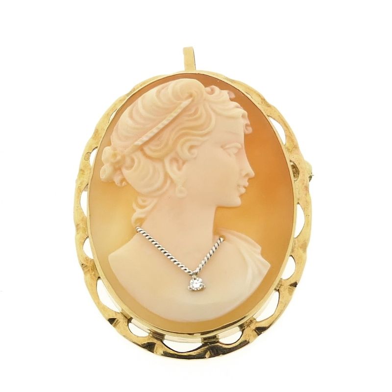 Image 1 of Gold brooch/pendant with cameo and diamond