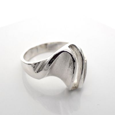 Image 1 of Silver ring with organic design