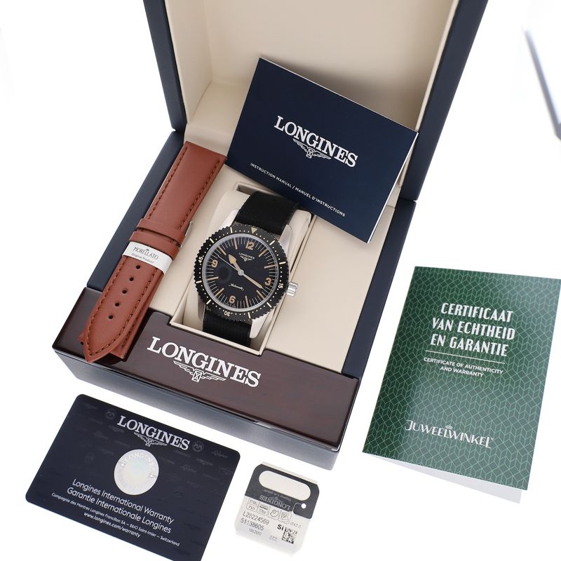 Image 11 of Longines Skin Diver 42mm L2.822.4.56.9; Automatic men's watch