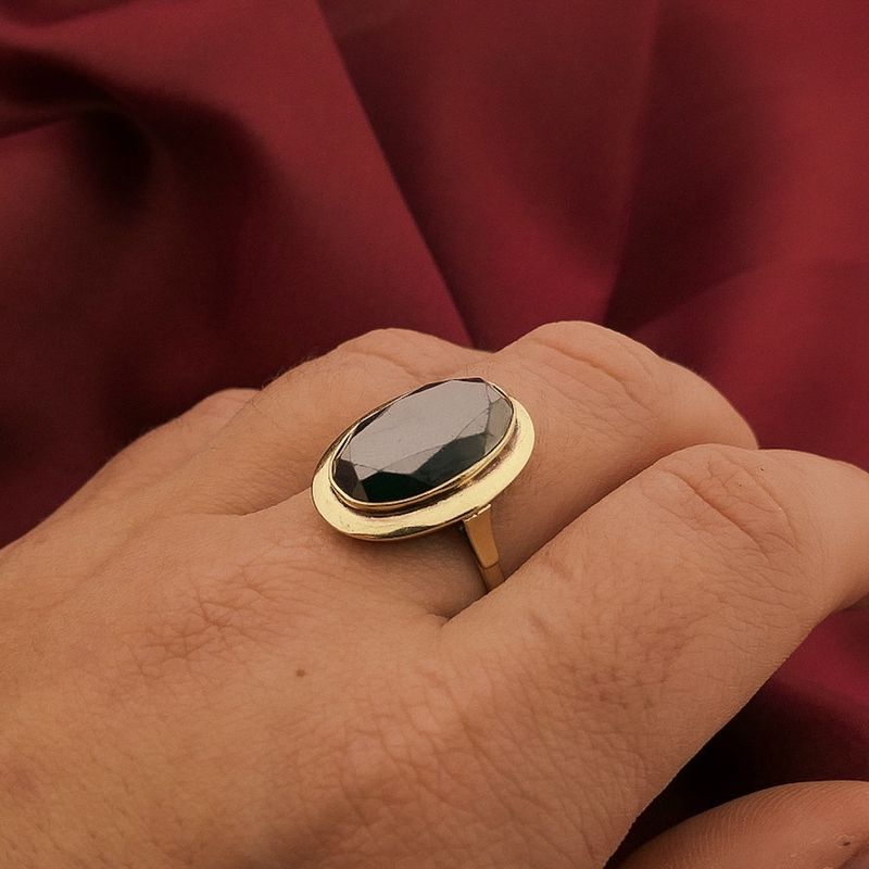 Image 4 of Gold ring with hematite