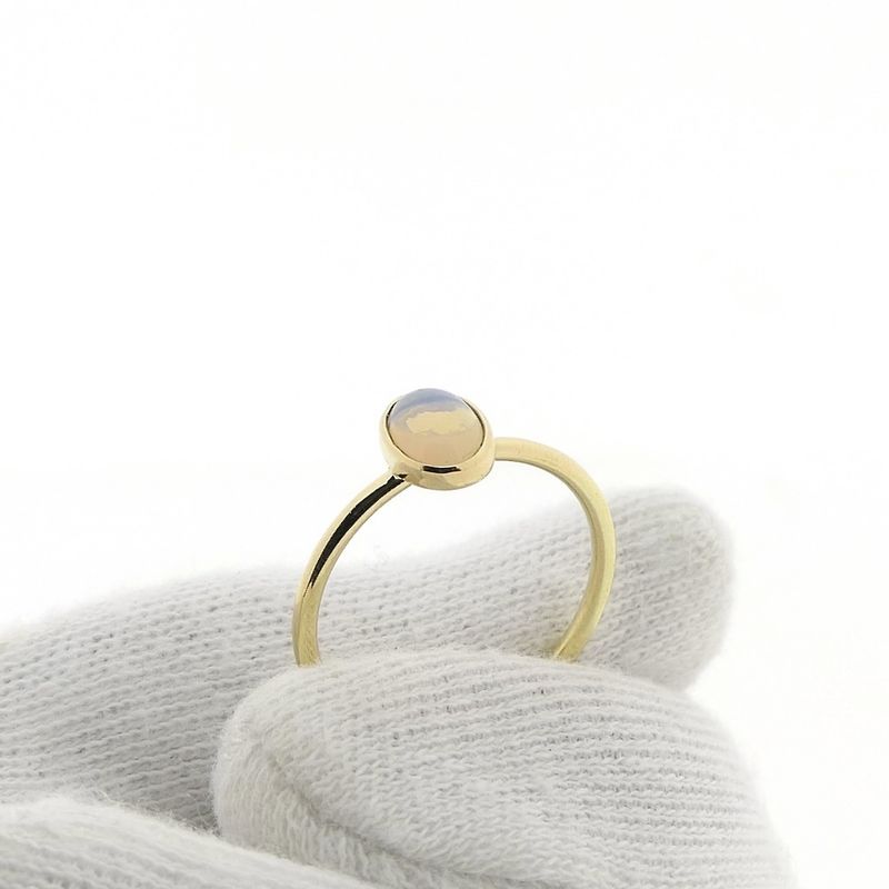 Image 7 of Gold ring with precious opal