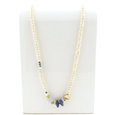 Image 1 of Gold baroque pearl necklace with chalcedony and sodalite; Schoeffel