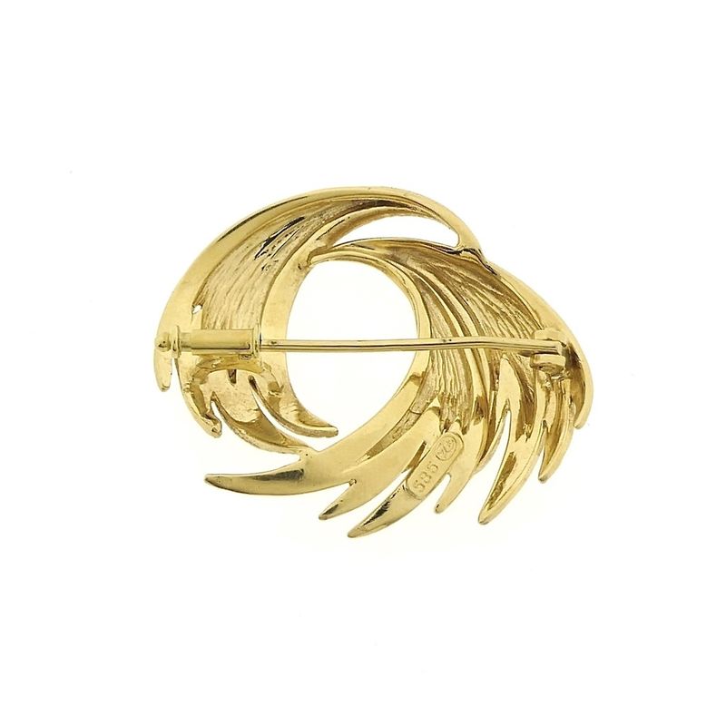 Image 3 of Golden brooch of wings