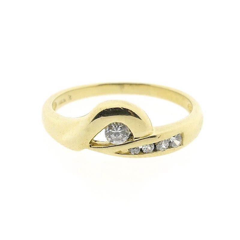 Image 5 of Gold ring with zirconia stones