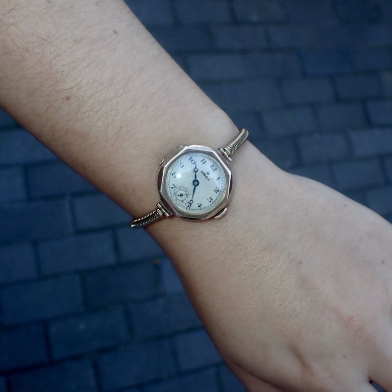 Image 17 of Rolex Art Deco; Antique gold ladies' watch