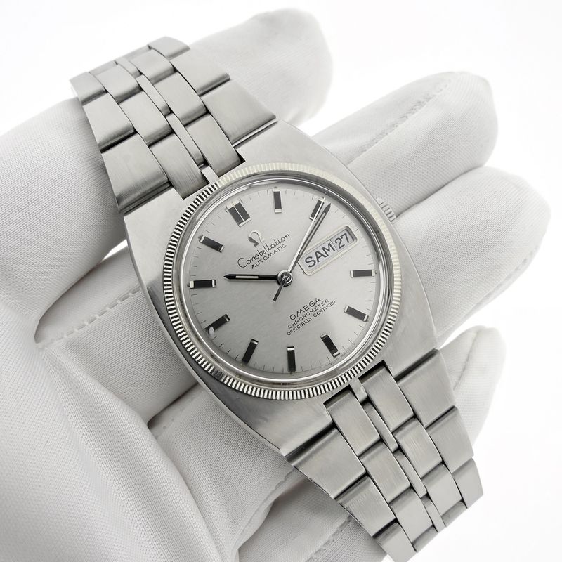 Image 8 of Omega Constellation Automatic Chronometer 168.045; Vintage automatic watch from 1969
