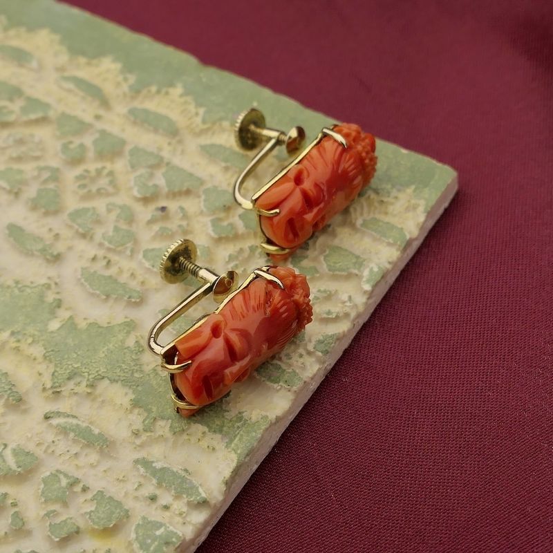 Image 11 of Vintage gold earrings from Kuan Yin in red coral