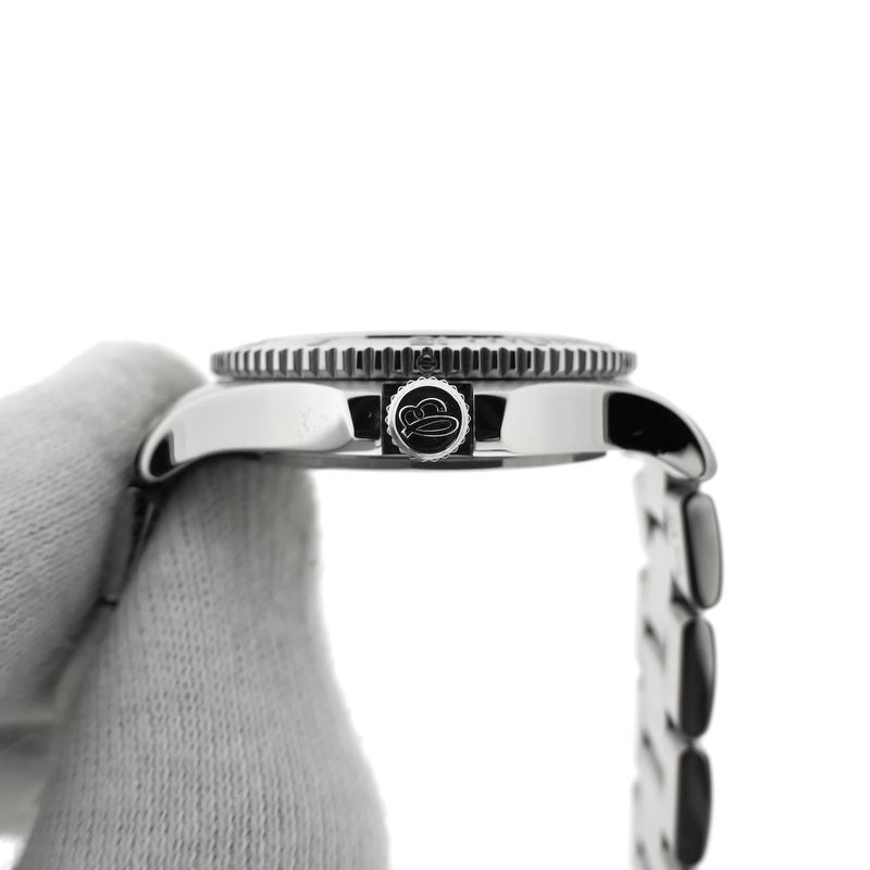 Image 9 of Breitling Superocean 36 A17316; Automatic unisex watch