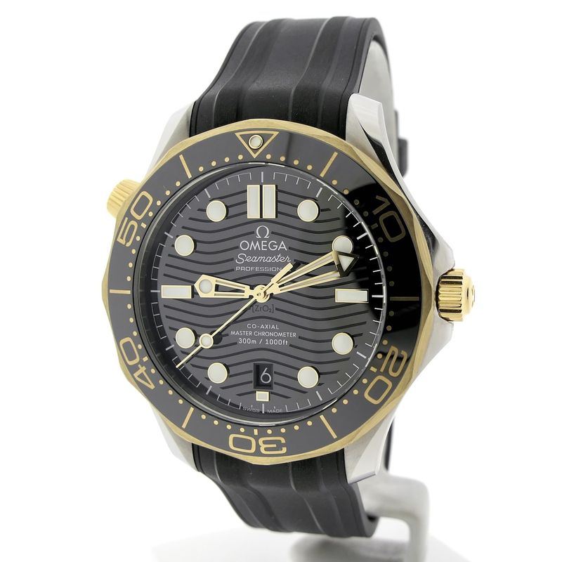 Image 15 of Omega Seamaster Diver 300M Co-Axial Master Chronometer; Men's diving watch