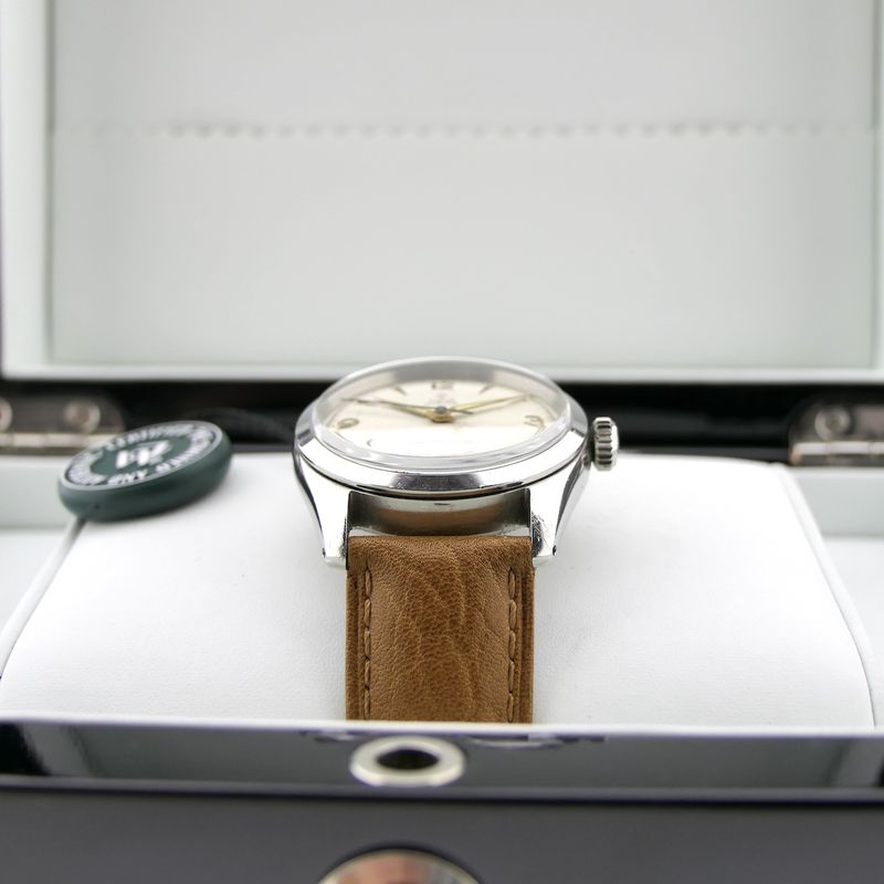 Image 17 of Tudor Oyster 7904; Vintage watch