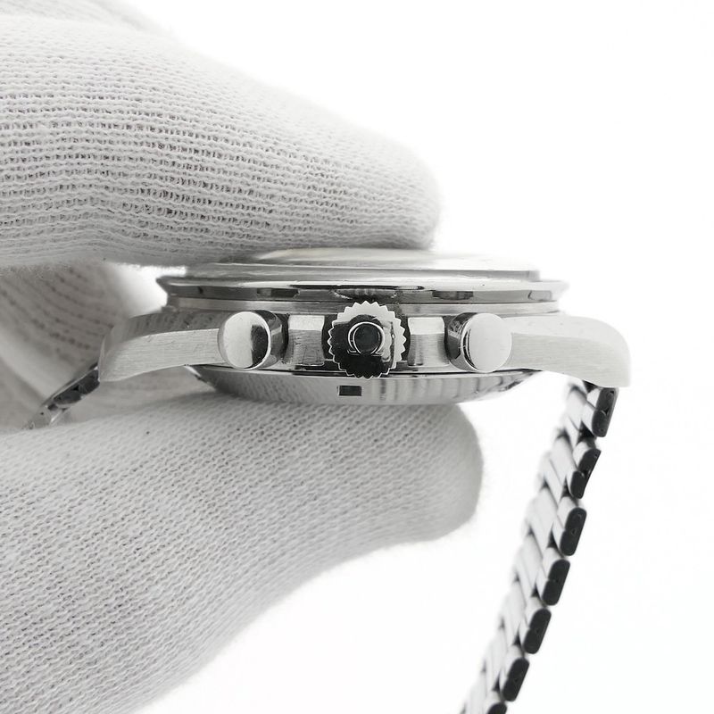 Image 10 of Omega Speedmaster Moonwatch 145022-69 ST 'DON'; Vintage chronograph watch from 1970