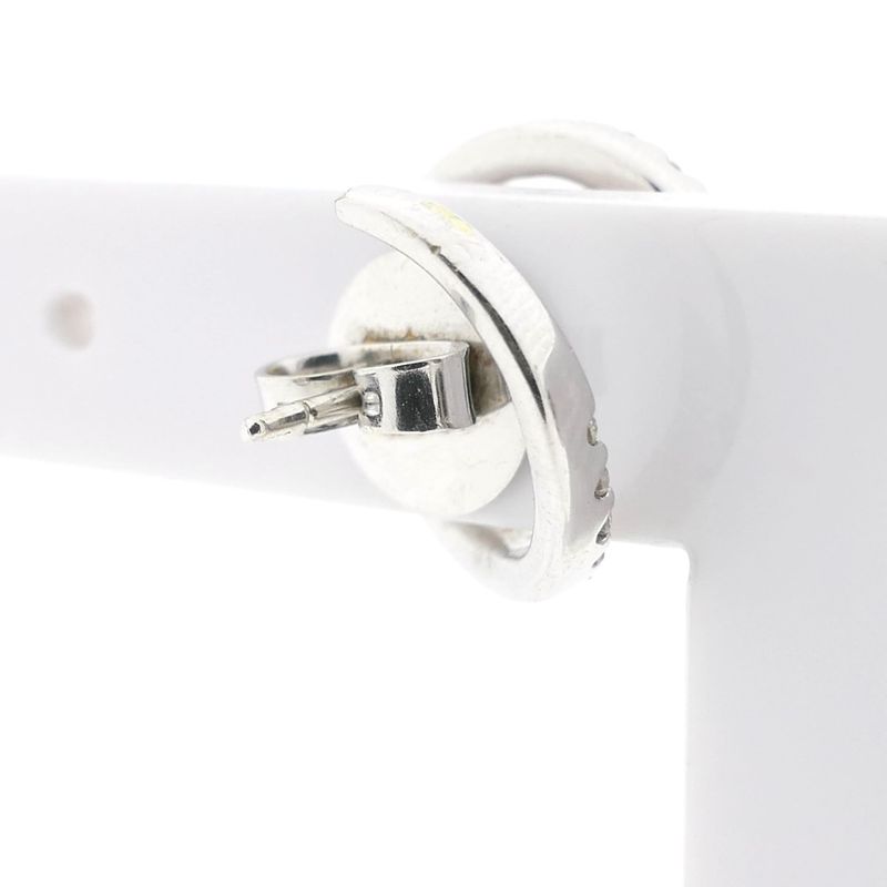 Image 5 of White gold stud earrings with Tahitian pearl and diamonds; approx. 0.64 ct.