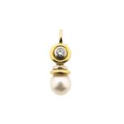 Afbeelding 1 van Bicolor gouden hanger met parel en diamant; 0,20 ct.