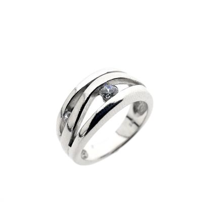 Image 1 of Silver ladies ring with zirconia