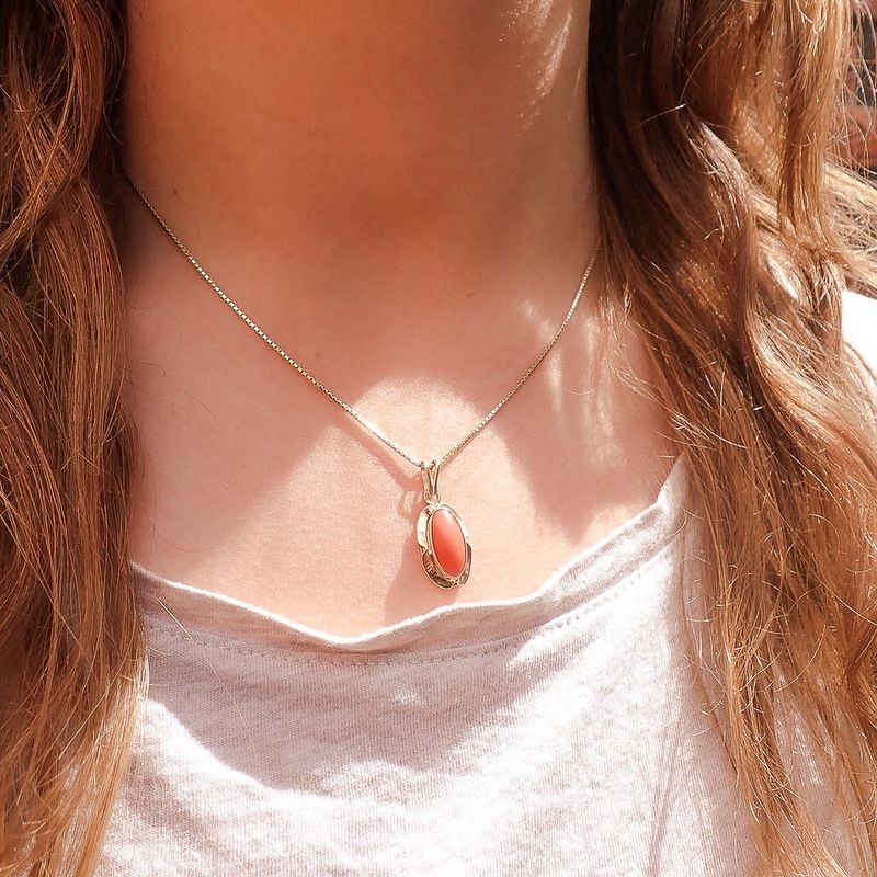 Image 4 of Gold pendant with red coral | Vintage