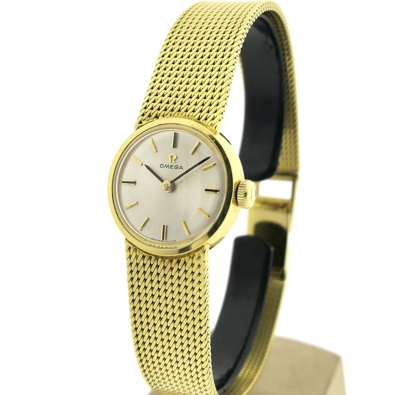 Image 2 of Omega Geneva 'Cocktail Watch'; 18k gold women's watch