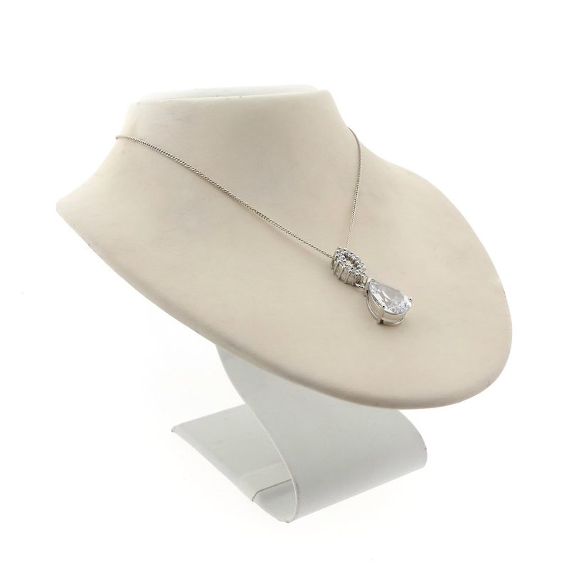 Image 8 of Silver pendant with zirconia stones.